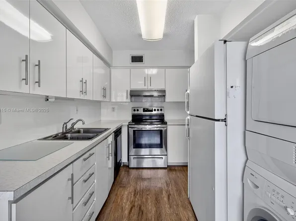 13950 Via Flora APT D, Delray Beach, FL 33484