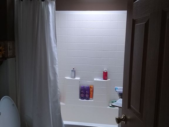 3rd image of 5647 N Seagull Dr NE