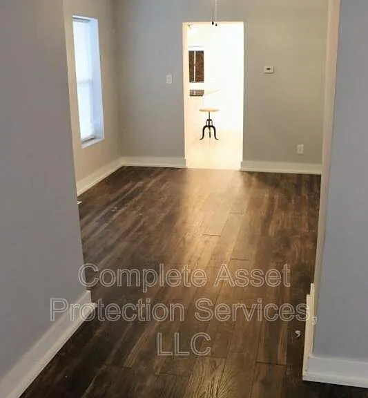 117 Columbia St — Photo 16