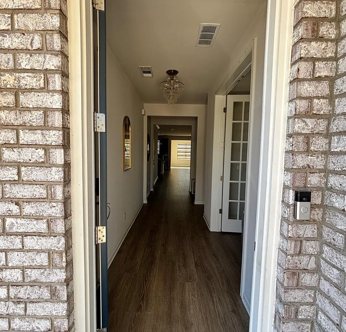 4 bed, 3.5 bath, 3107 sqft, $3,400 — Photo 3