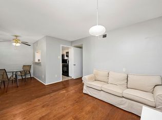 1710 Indiana St APT 8, Houston, TX 77006