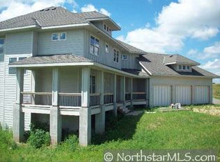 1884 86th Ct, Inver Grove Heights, MN 55077