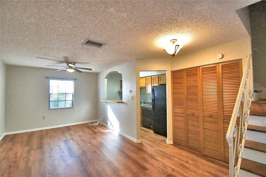751 Rebecca St — Photo 4