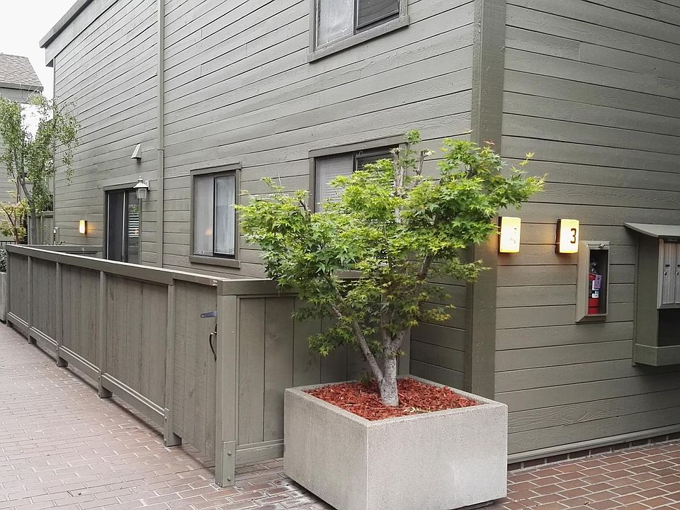 1st image of 130 Barneson Ave APT 4