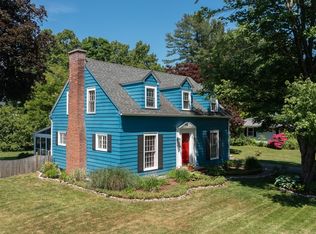 17 Spring St, Easthampton, MA 01027