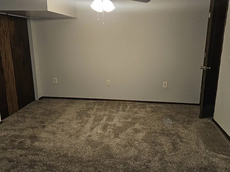 301 College Ave — Photo 16