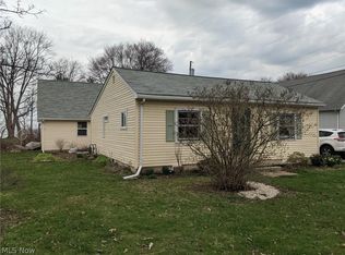 31 Center Rd, Vermilion, OH 44089