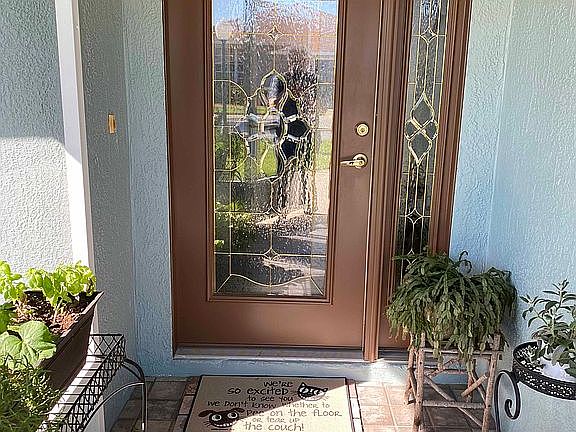 3rd image of 611 Watercrest Dr