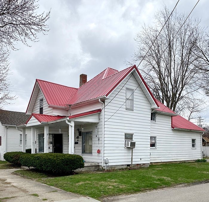 1st image of 317 E Washington St