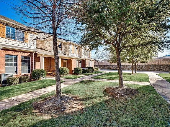 2nd image of 2219 Canterbury Park Dr