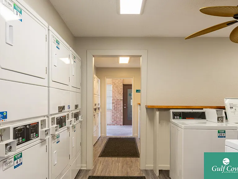 Gulf Cove Apartments — Photo 19
