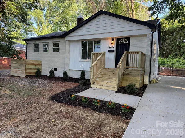 2617 Clydesdale Ter, Charlotte, NC 28208
