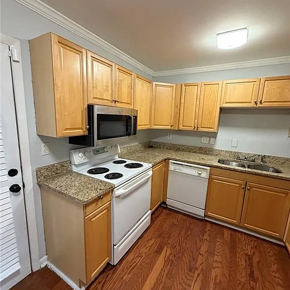 789 Jordan Ln #2 — Photo 7