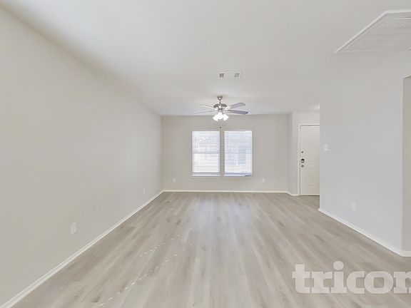 3rd image of 1130 Verde Trails Dr