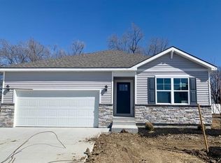 21720 S Madison St, Spring Hill, KS 66083