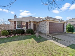 2043 Paducah Ln, Grand Prairie, TX 75052