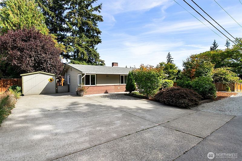 3rd image of 20630 8th Avenue S