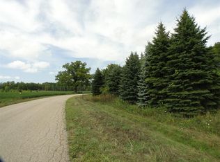 1479 Riverside Rd, Niles, MI 49120