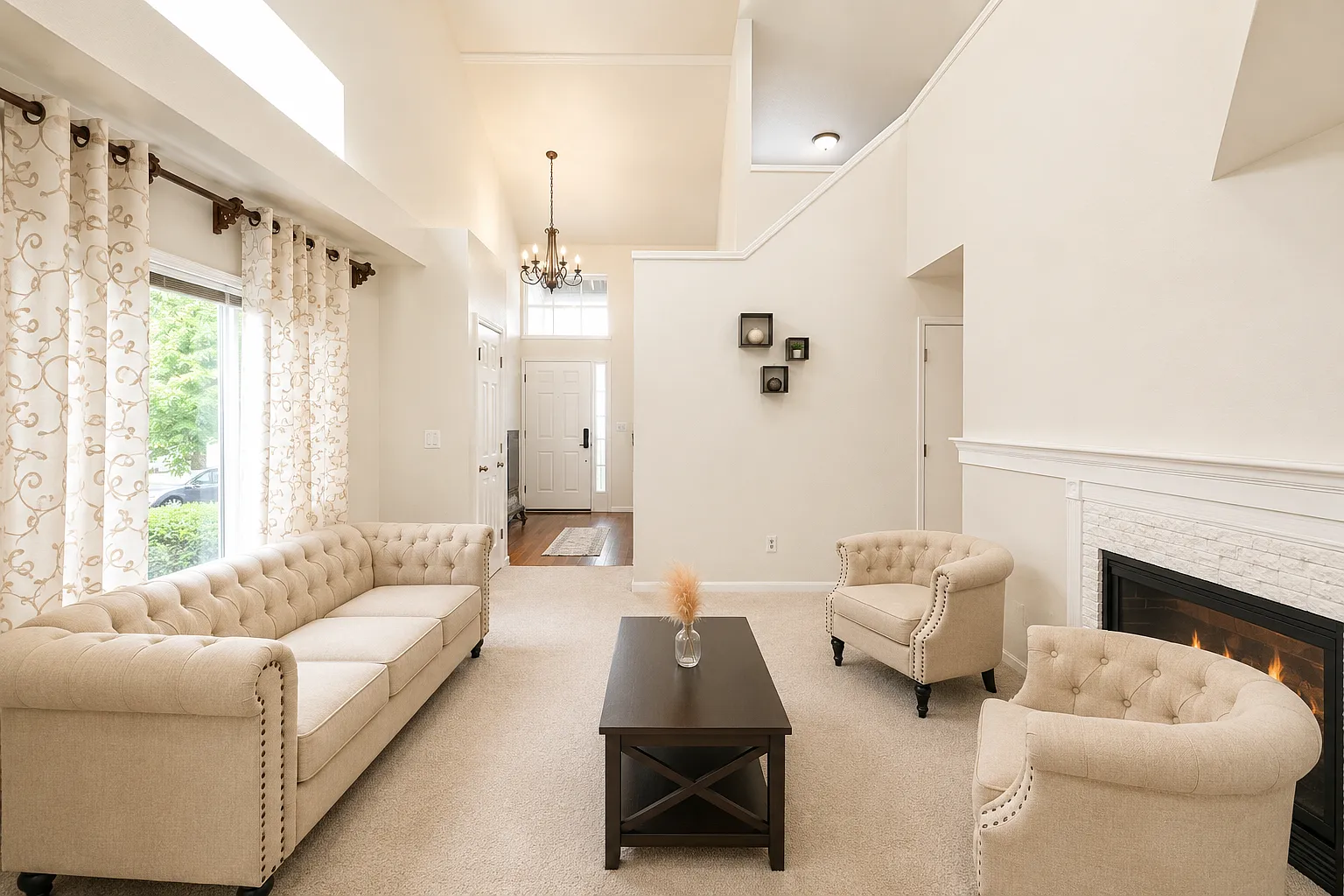 3 bed, 2.5 bath, 1938 sqft, $3,400 — Photo 4
