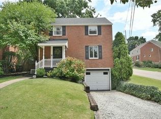 752 Allegheny River Blvd, Oakmont, PA