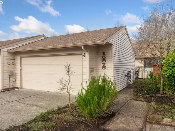15875 SW Greens Way, Tigard, OR 97224
