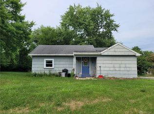 892 Hook Rd, Xenia, OH 45385