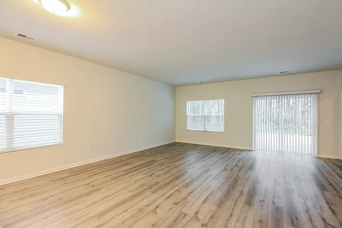 127 Dorian Loop — Photo 7