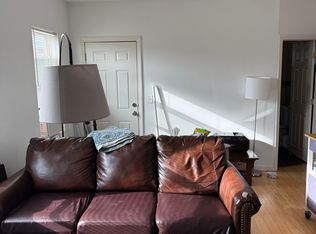 33 Vinton St #3, Providence, RI 02909