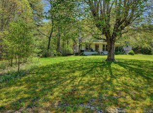 5444 N Highway 107, Glenville, NC 28736