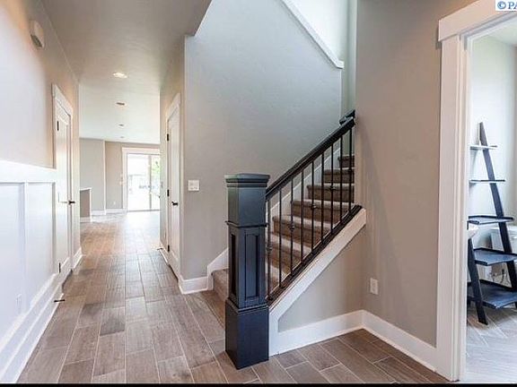 3rd image of 1303 Kensington Way