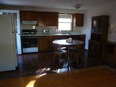 4th image of 53 Heritage Cir