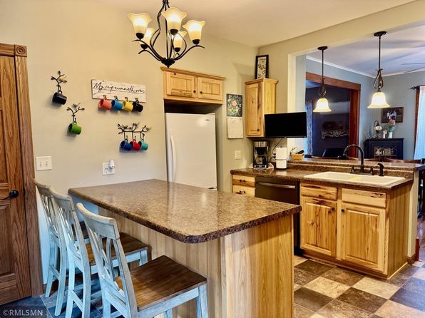 304 Louisiana Ave, Adrian, MN 56110