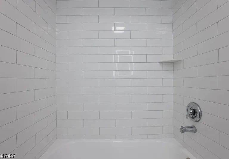452 Marshall St — Photo 9