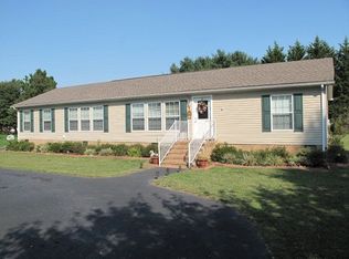 232 College Ave, Warsaw, VA 22572