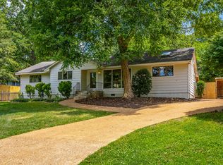 210 Dawn St, Signal Mountain, TN 37377