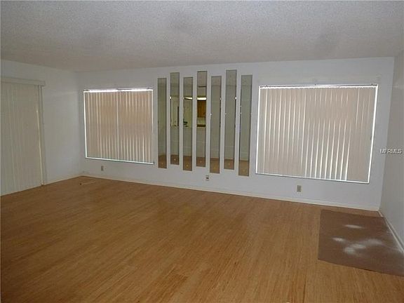 5th image of 9045 35th Way N