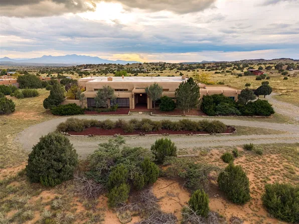 882 Camino Los Abuelos, Lamy, NM 87540
