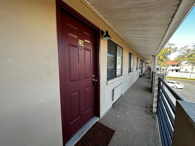 403 Hayden Rd #220 — Photo 2