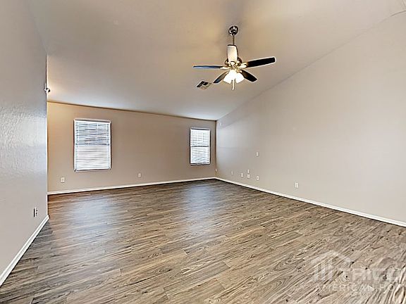4th image of 11838 W Port Royale Ln