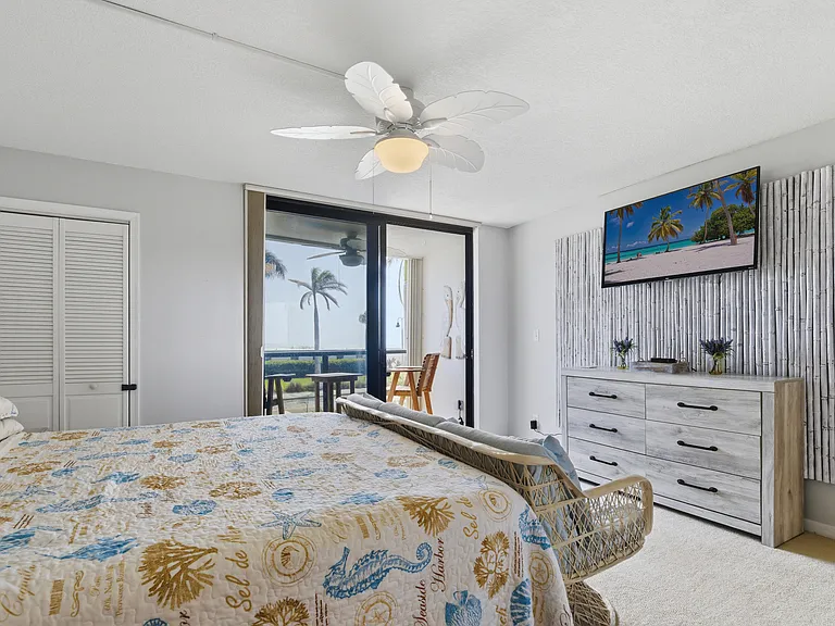 355 S Ocean Dr #106 — Photo 41