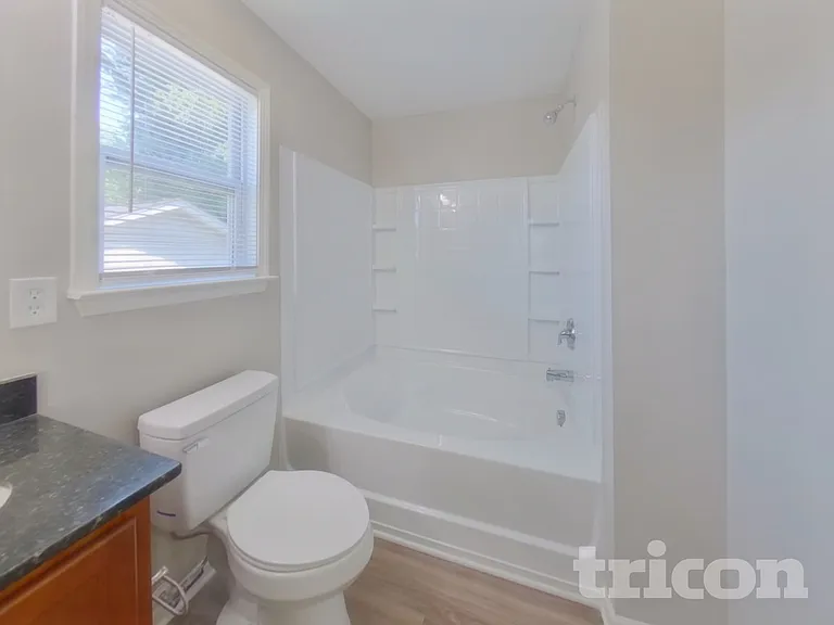 121 English Oak Ln — Photo 12