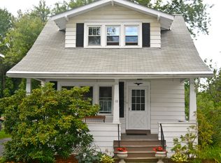 10 Hillview Ave, Rensselaer, NY 12144