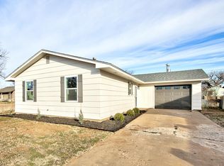 220 E Olive Ave, Enid, OK 73701