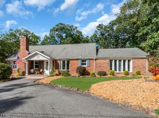 15 Ferguson Rd, Warren Twp., NJ 07059