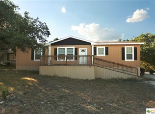 359 Flatrock Dr, Canyon lake, TX 78133