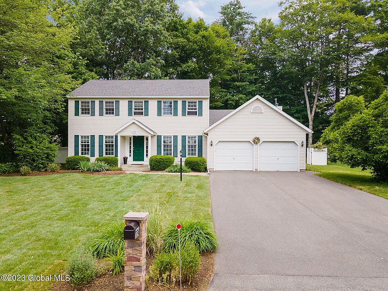 2nd image of 309 Partridgeberry Court