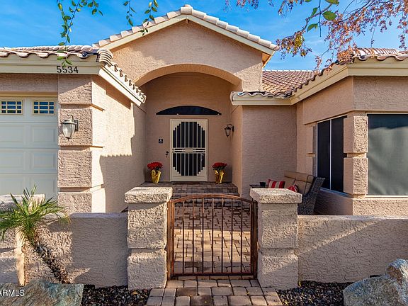 4th image of 5534 W Arrowhead Lakes Dr