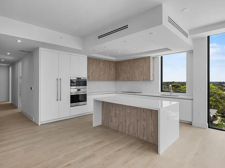 305 Briny Ave #506 — Photo 12