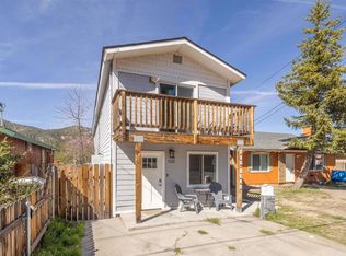 1011 W Fairway Blvd, Big Bear City, CA 92314