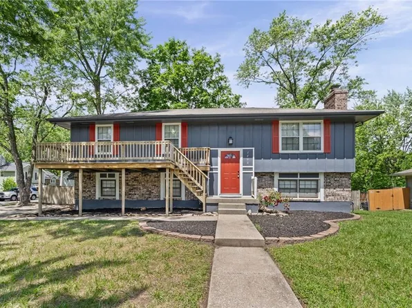 1408 Gambrell St, Greenwood, MO 64034